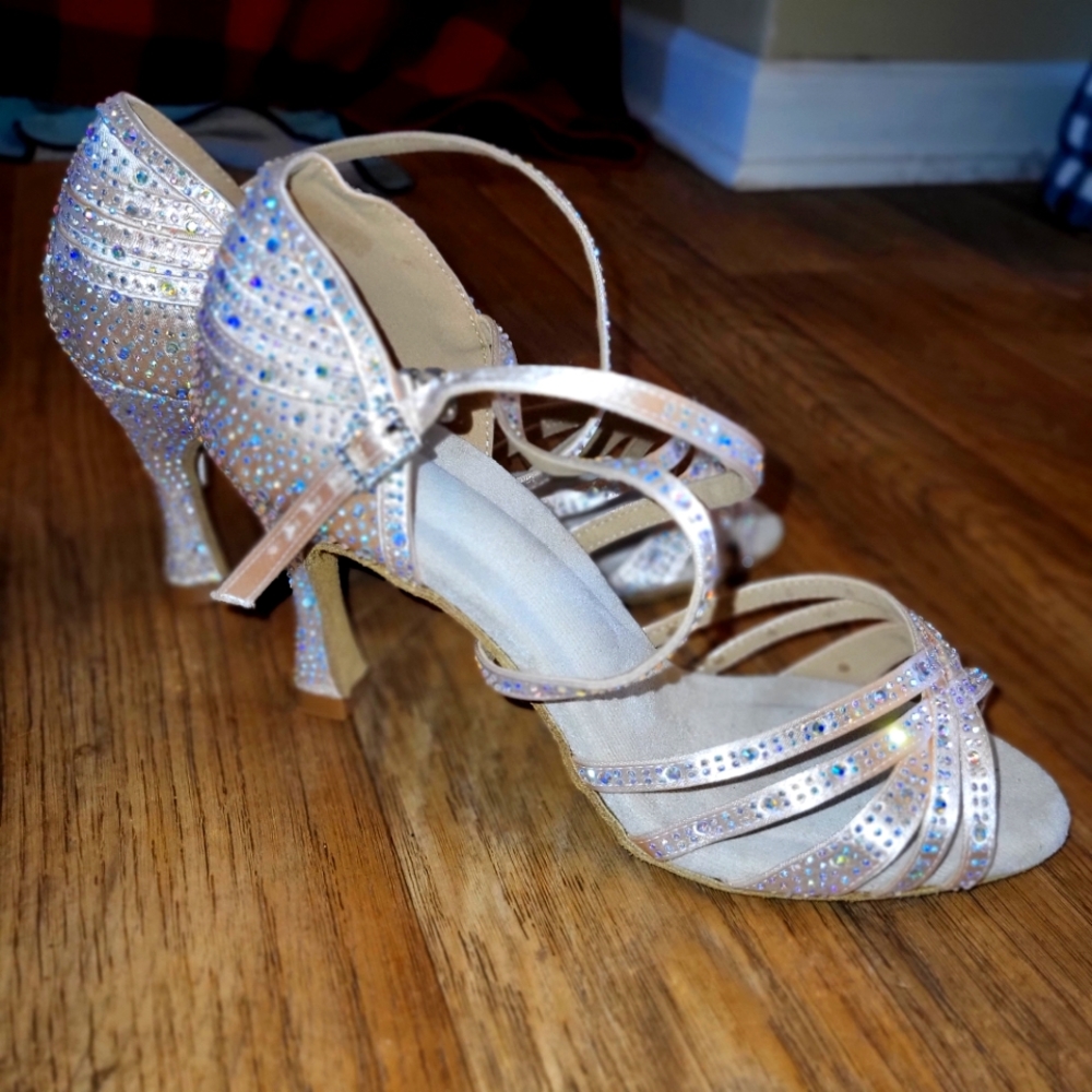 Very Fine Women's Alexandria Latin Salsa Tango Ballroom Waltz Dance Shoe